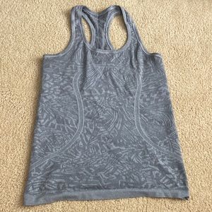 Gray patterned Lululemon tank size 8